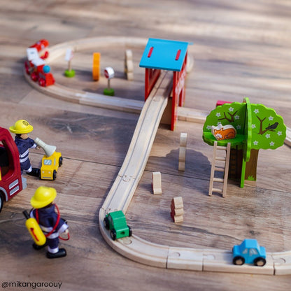 Fire Station Train Set - Toby Tiger UK Retail