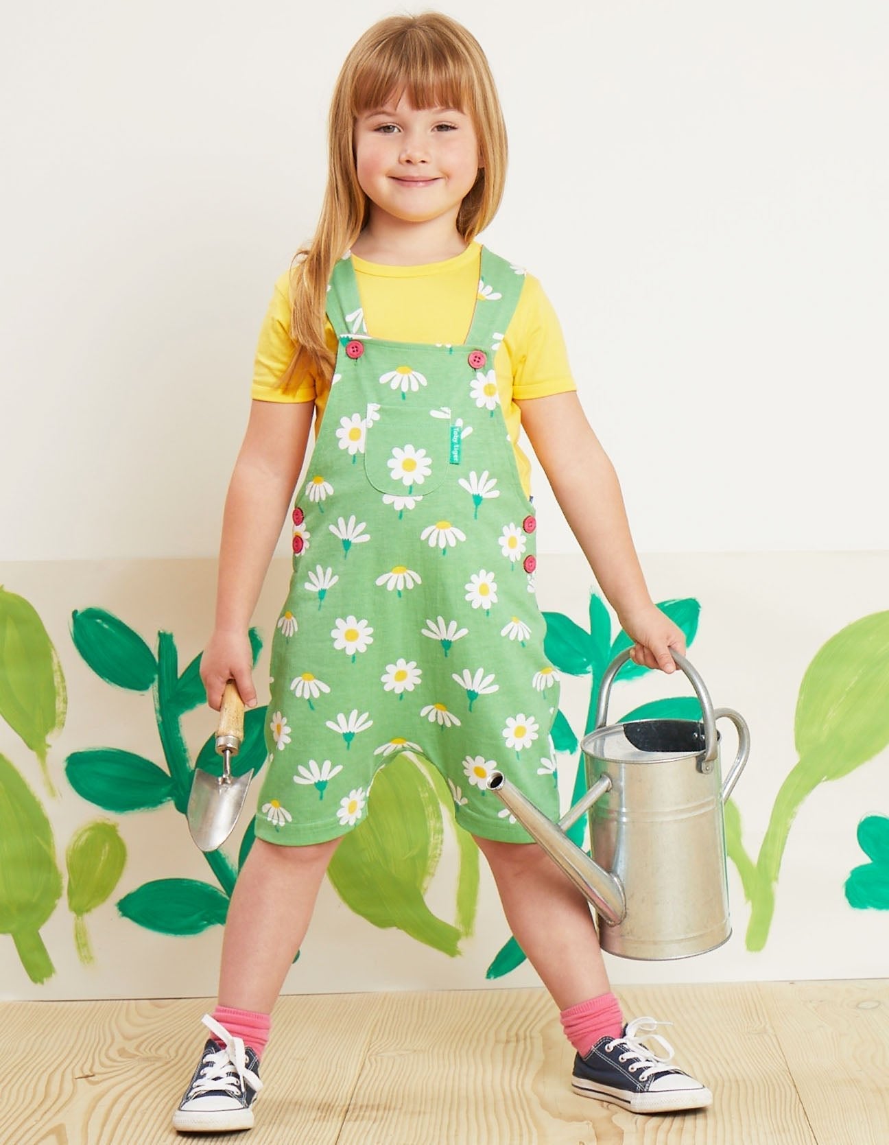 Organic Daisy Print Dungaree Shorts - Toby Tiger UK Retail