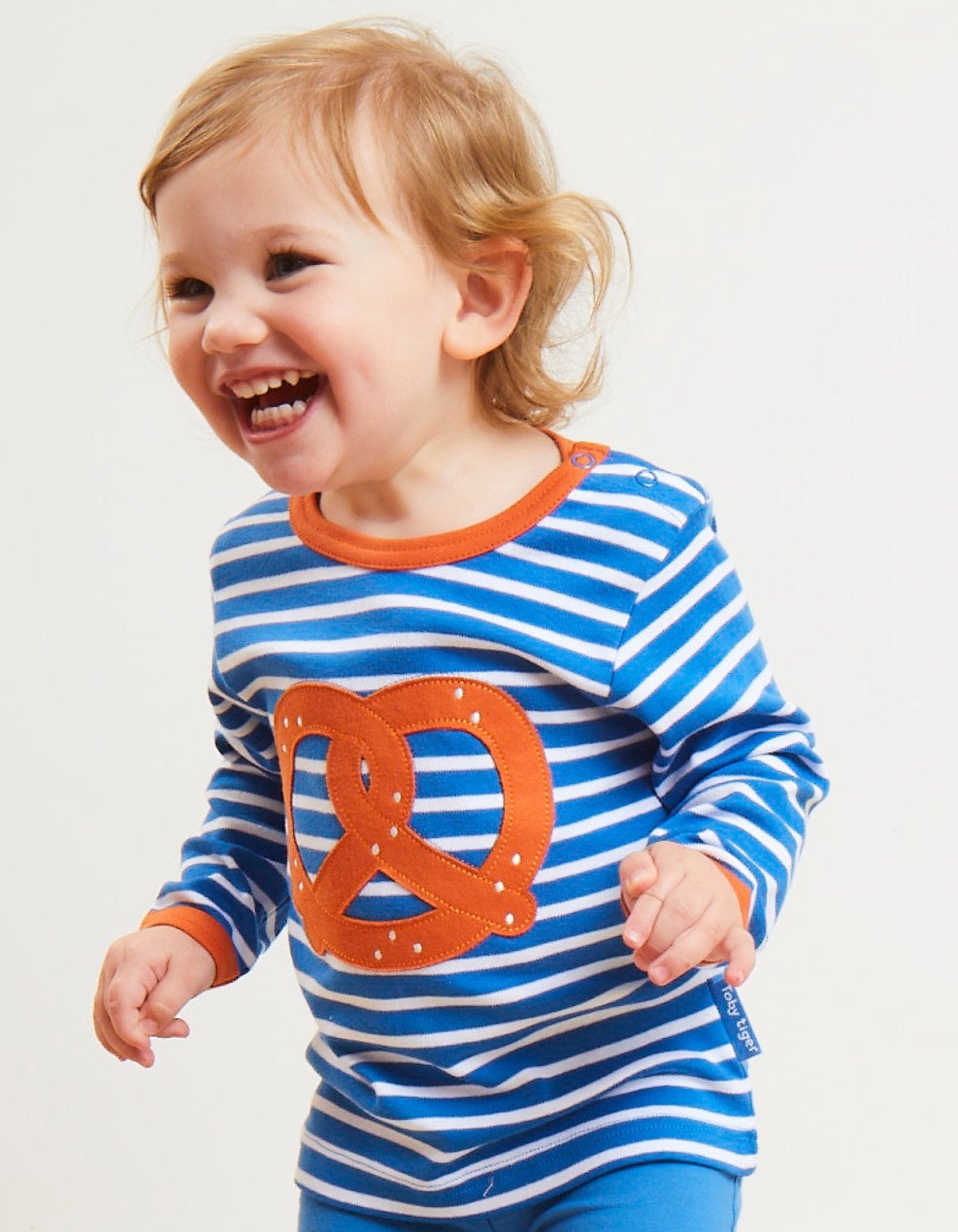 Organic Pretzel Applique Long - Sleeved T-Shirt - Toby Tiger UK Retail