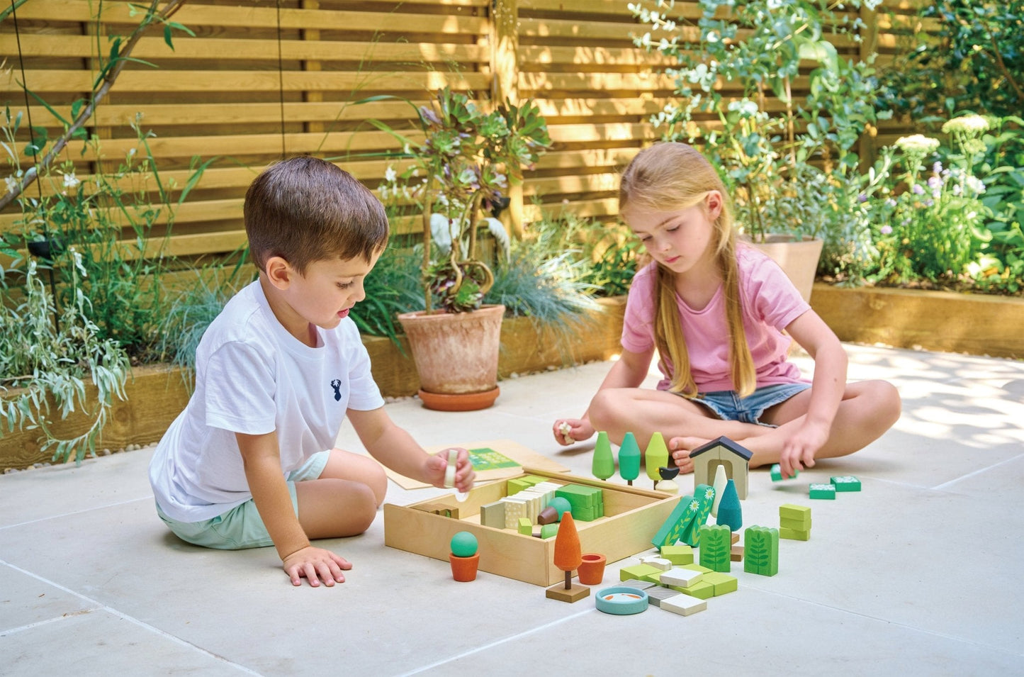 Little Garden Designer - Toby Tiger UK Retail